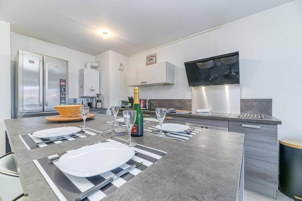 Bel Appartement-Garage Prive-Balcon-Wifi Fibre Rhut ภายนอก รูปภาพ